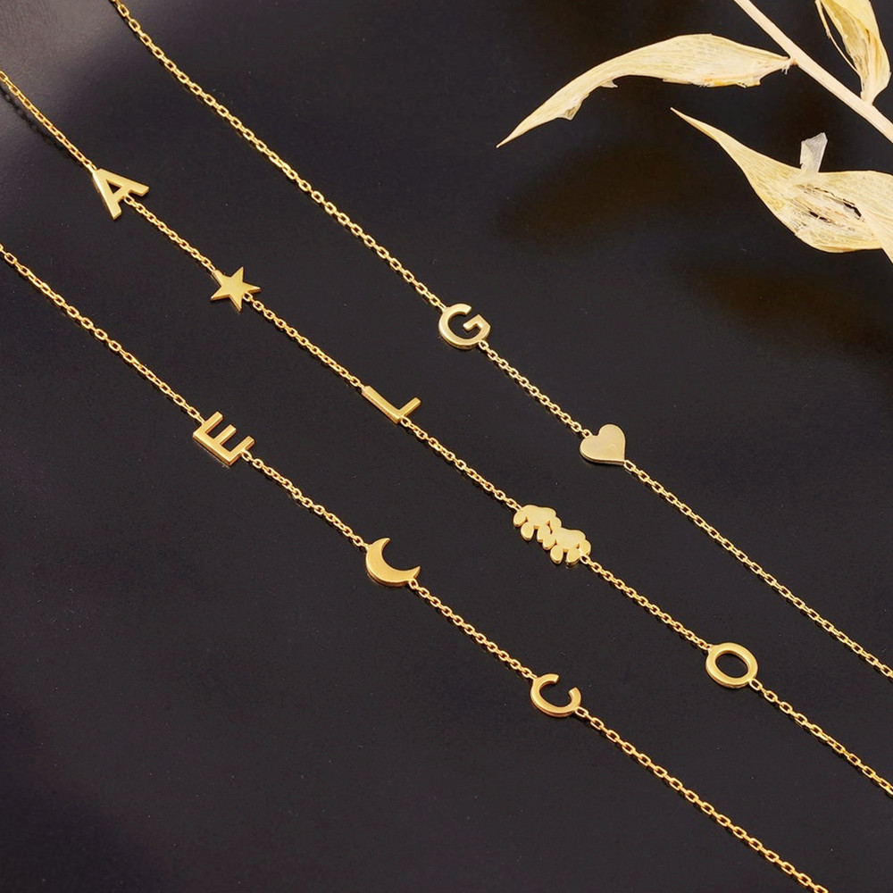 Custom Initial Name Necklace C - Birth Flower Necklace 评论和价格